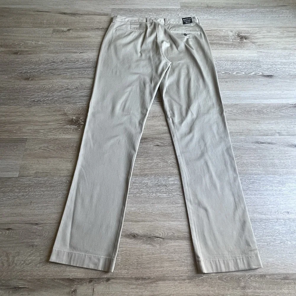 NWT J.Crew Mercantile Mens Classic Tan Flex Chino Pants 32x34